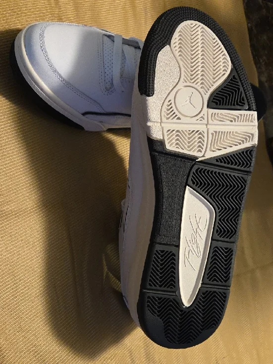 Nike  JORDAN FLIGHT COURT White and Black Low-Top Sneakers - Picture 4 of 6